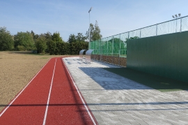 Výstavba víceúčelového sportovního hřiště v obci Chroustovice